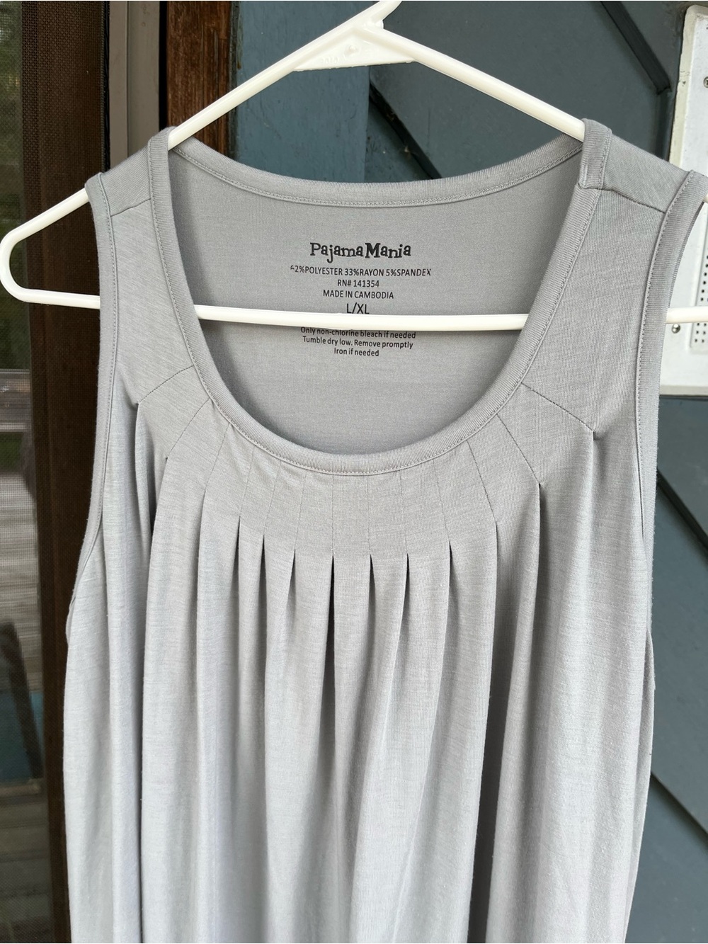 Gray pleated front nightgown